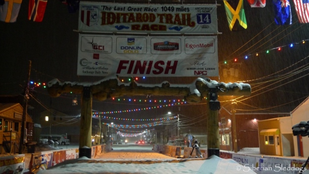 Nome finishline just prior to the team's arrival